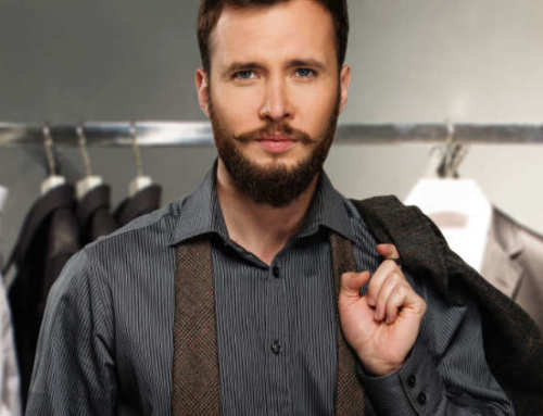 Video Tipp Welche Kleidung Eignet Sich Fur Den Auftritt Auf Der Buhne Moderatorenschule Baden Wurttemberg